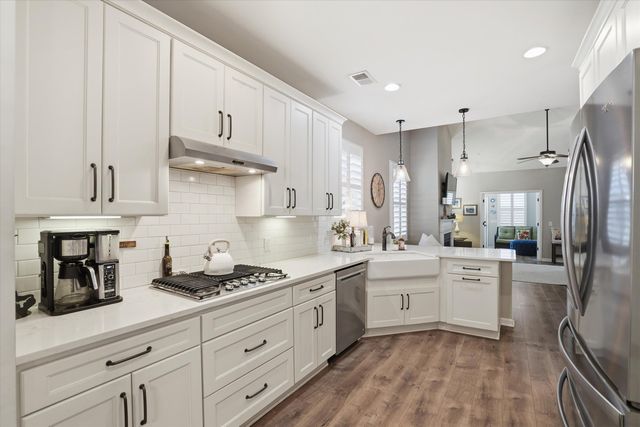 79 Crossandra Avenue, Summerville, SC 29483