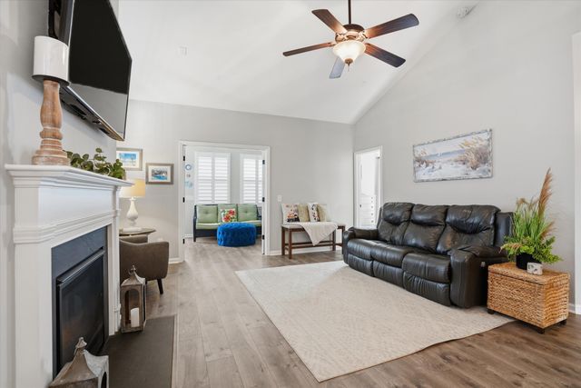 79 Crossandra Avenue, Summerville, SC 29483