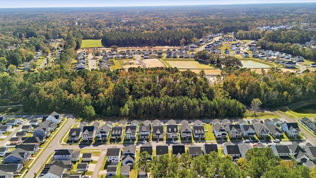 79 Crossandra Avenue, Summerville, SC 29483