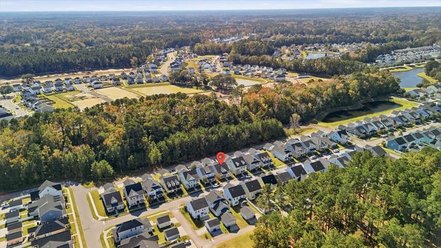 79 Crossandra Avenue, Summerville, SC 29483