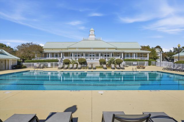 79 Crossandra Avenue, Summerville, SC 29483