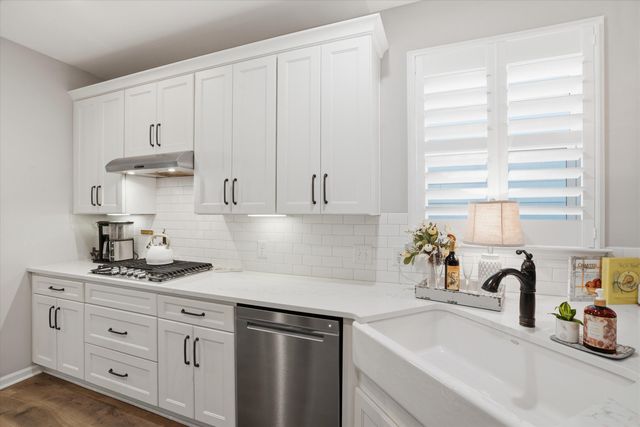 79 Crossandra Avenue, Summerville, SC 29483