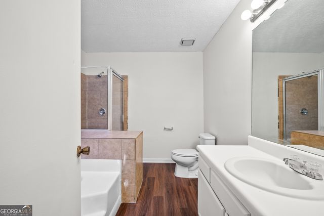 10448 Tara Pointe, Jonesboro, GA 30238