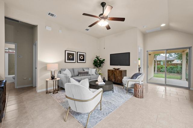 342 Tilly LN, Buda, TX 78610