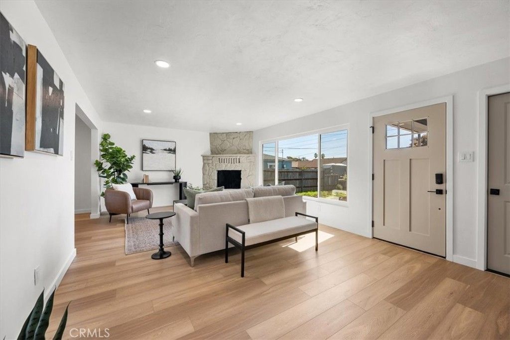 Image 7 of property listing at 1120 Sunset, Arroyo Grande, CA 93420