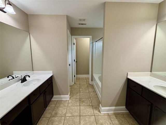 4668 Hidden Creek Drive, Gainesville, GA 30504