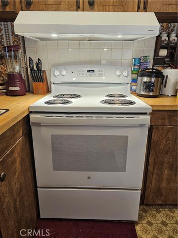 16004 18th Avenue, Clearlake, CA 95422