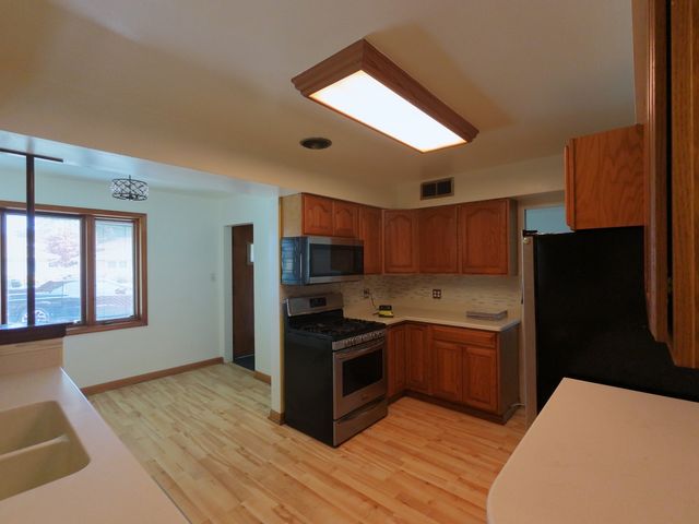 4605 Jerome Avenue, Skokie, IL 60076
