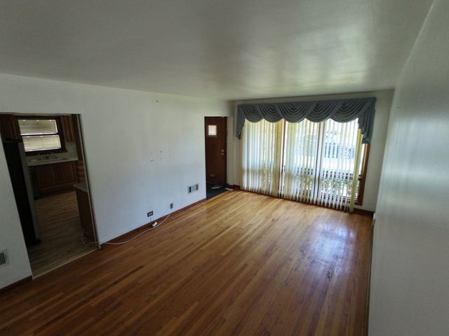 4605 Jerome Avenue, Skokie, IL 60076