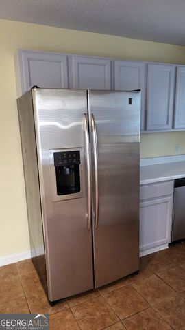 1800 Riverchase Circle NE, Conyers, GA 30013