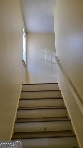 1800 Riverchase Circle NE, Conyers, GA 30013