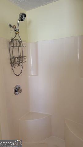 1800 Riverchase Circle NE, Conyers, GA 30013