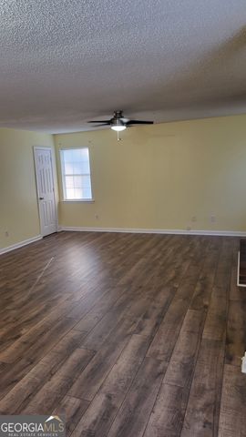 1800 Riverchase Circle NE, Conyers, GA 30013