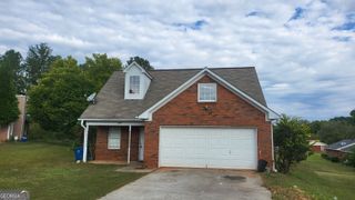 1800 Riverchase Circle NE, Conyers, GA 30013