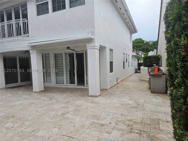 4501 NW 93rd Doral Ct, Doral, FL 33178