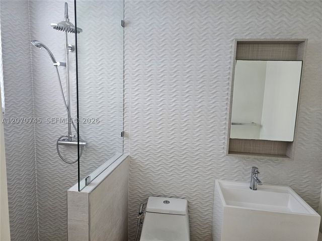 4501 NW 93rd Doral Ct, Doral, FL 33178