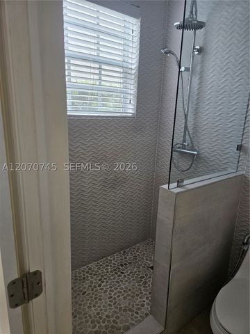 4501 NW 93rd Doral Ct, Doral, FL 33178