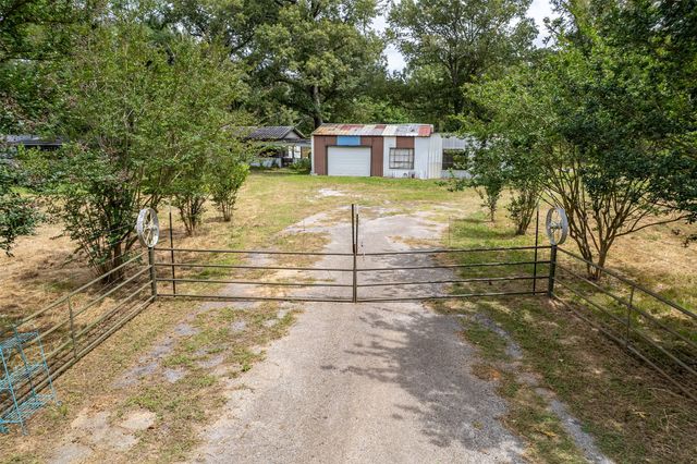895 VZ CR 4917, Ben Wheeler, TX 75754