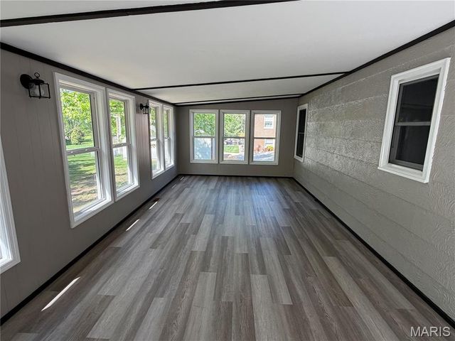 5268 State Route 156, Waterloo, IL 62298