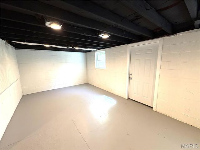 5268 State Route 156, Waterloo, IL 62298