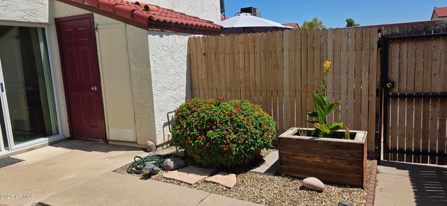 2831 E Waltann Lane 1, Phoenix, AZ 85032