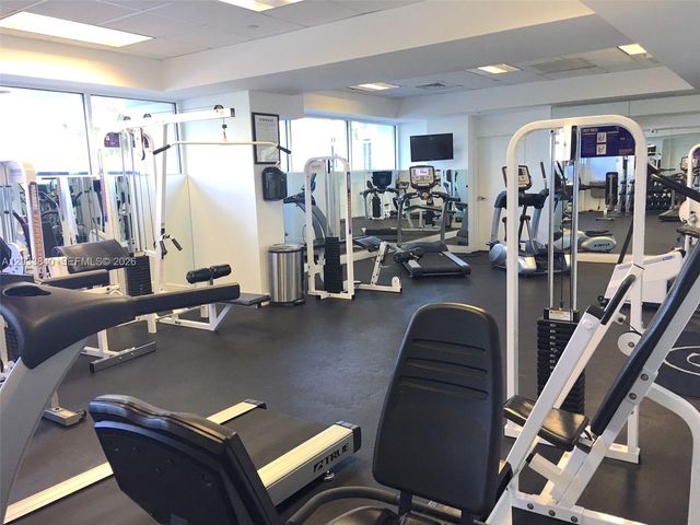 5900 Collins Avenue 906, Miami Beach, FL 33140