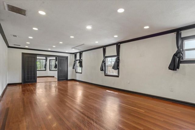 201 S SWEETWATER COVE BOULEVARD, Longwood, FL 32779