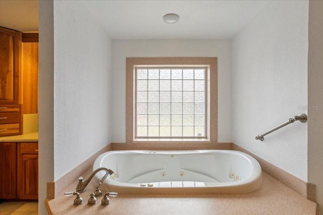 201 S SWEETWATER COVE BOULEVARD, Longwood, FL 32779