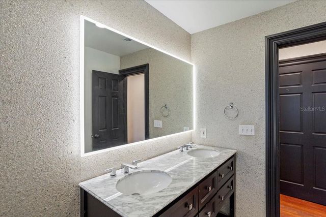 201 S SWEETWATER COVE BOULEVARD, Longwood, FL 32779