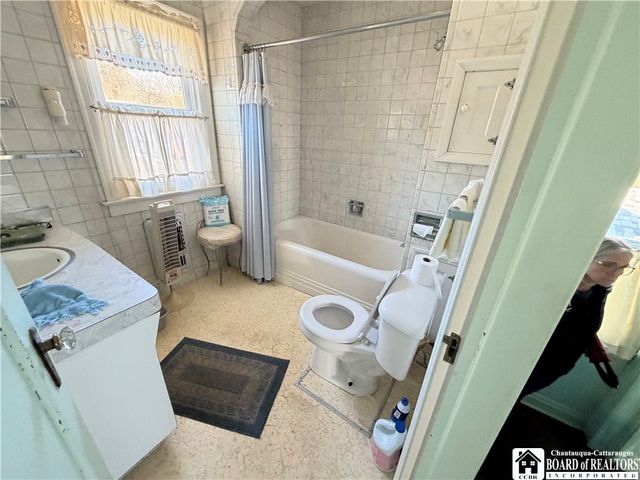 15 Beechview Avenue, Jamestown, NY 14701