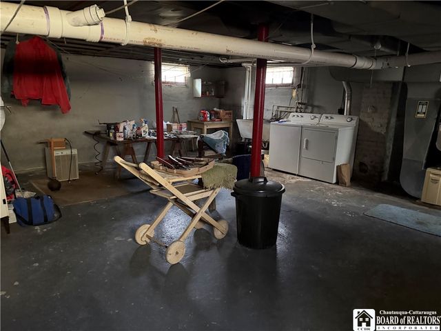 15 Beechview Avenue, Jamestown, NY 14701