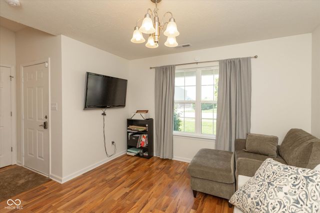 2561 Pumpkin Patch Lane, Indianapolis, IN 46229