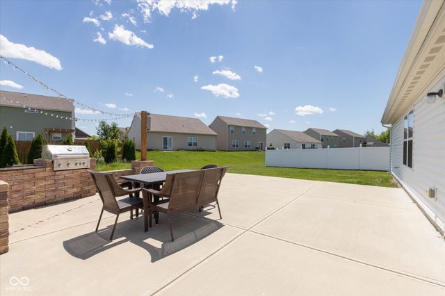 2561 Pumpkin Patch Lane, Indianapolis, IN 46229