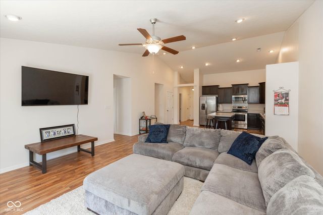 2561 Pumpkin Patch Lane, Indianapolis, IN 46229