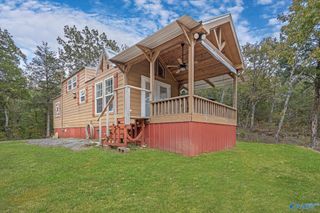 206 Red Bud Lane, Decatur, AL 35603