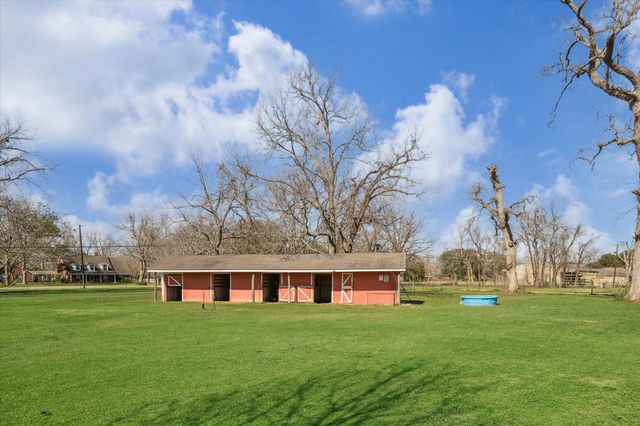 1203 Half Moon Drive, Wharton, TX 77488