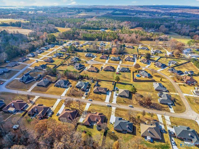 109 Rain Oak Drive, Harvest, AL 35749