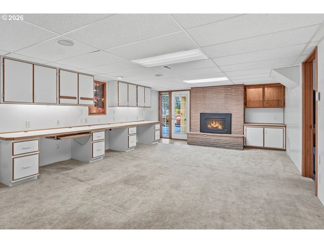 5525 BROADWAY St, West Linn, OR 97068