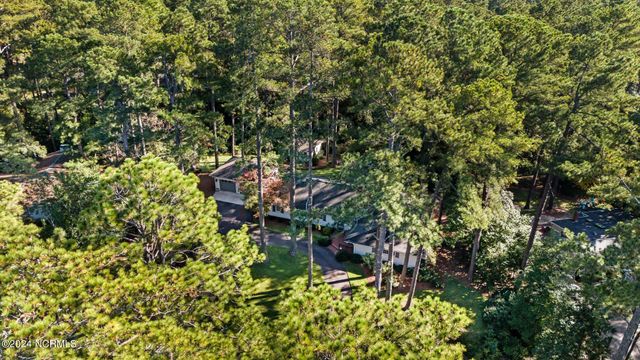 515 S Valley Road, Southern Pines, NC 28387