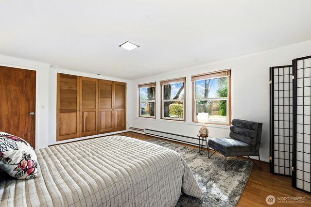 2306 NE 105th Street, Seattle, WA 98125