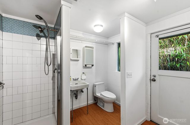 2306 NE 105th Street, Seattle, WA 98125