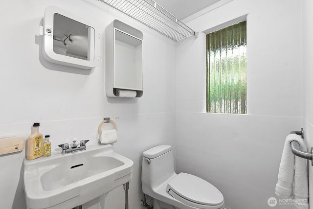 2306 NE 105th Street, Seattle, WA 98125