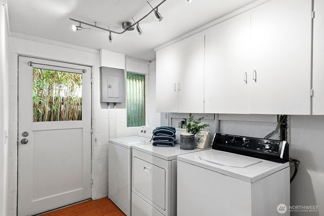 2306 NE 105th Street, Seattle, WA 98125