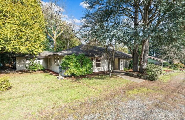 2306 NE 105th Street, Seattle, WA 98125