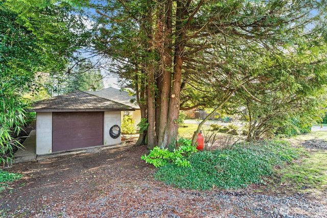 2306 NE 105th Street, Seattle, WA 98125