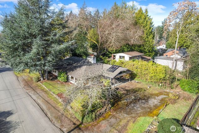 2306 NE 105th Street, Seattle, WA 98125