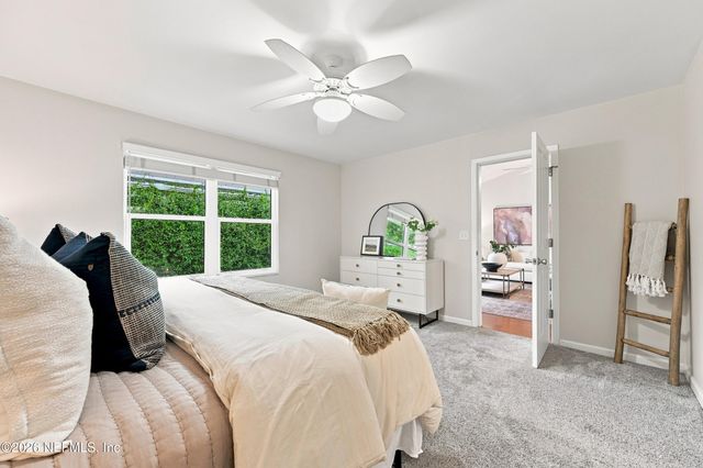 1122 LINKSIDE Court E, Atlantic Beach, FL 32233