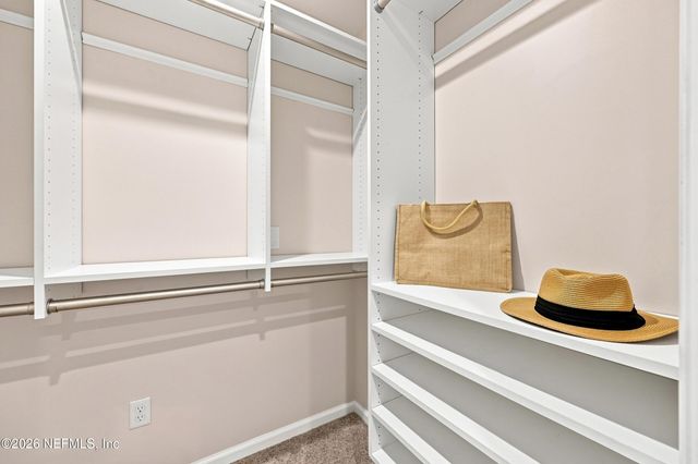 1122 LINKSIDE Court E, Atlantic Beach, FL 32233