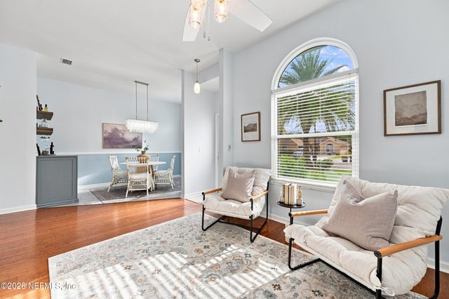 1122 LINKSIDE Court E, Atlantic Beach, FL 32233