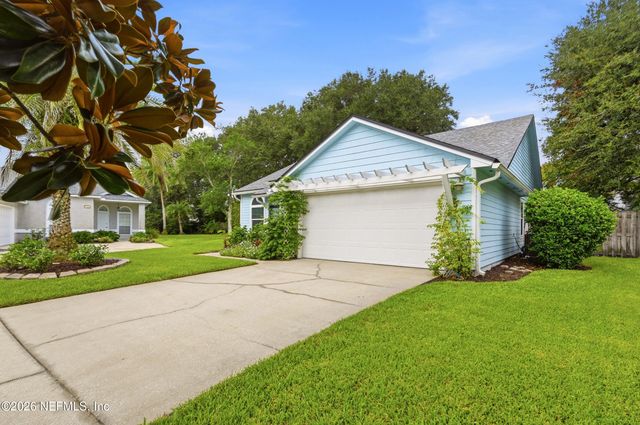 1122 LINKSIDE Court E, Atlantic Beach, FL 32233